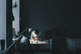 Hustle Culture Sudah Mati: Apa yang Menggantinya di Dunia Kerja Masa Kini
